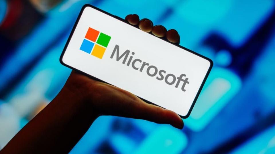 How To Earn $500 Per Month From Microsoft Stock